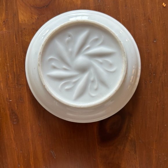 VTG Porcelain Ceramic Floral Coasters Set of 4 - Picture 6 of 6